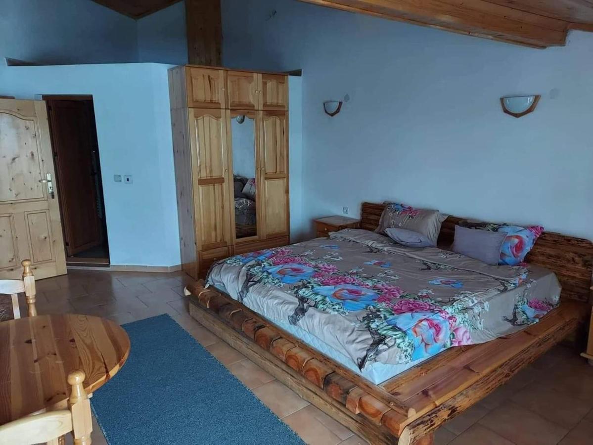 Къща За Гости Камината Trigrad Buitenkant foto