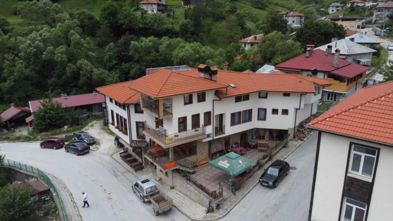 Къща За Гости Камината Trigrad Buitenkant foto